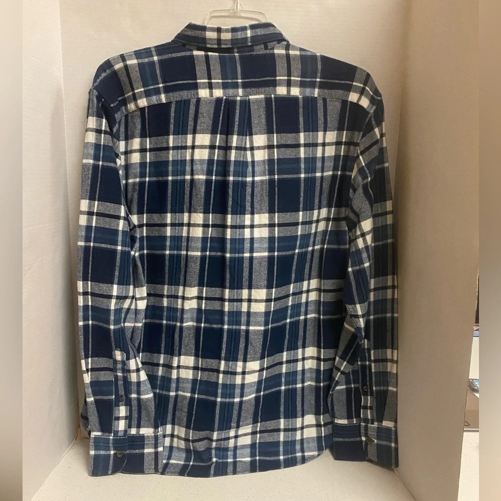 J. Crew Classic  Navy and Cream Plaid Flannel Shirt Size XL